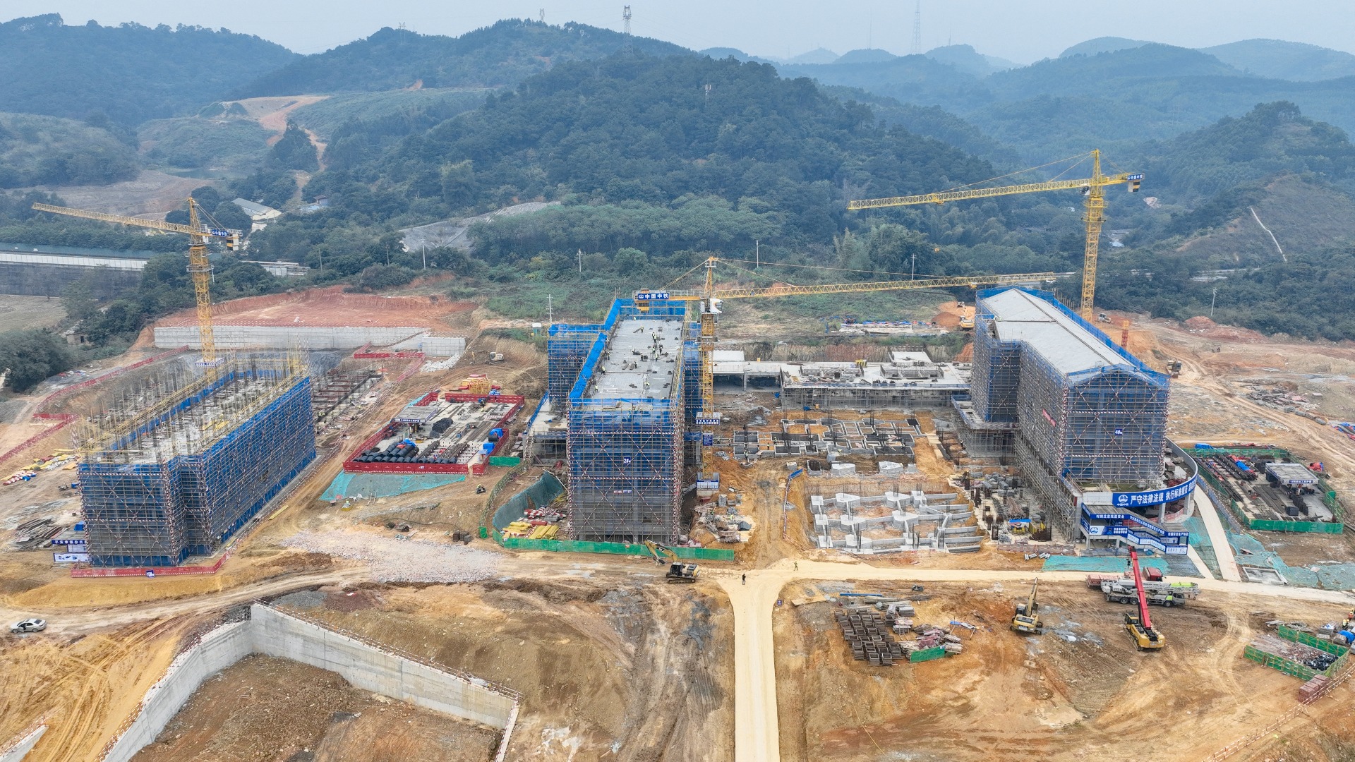 龍景六小、十二中_副本